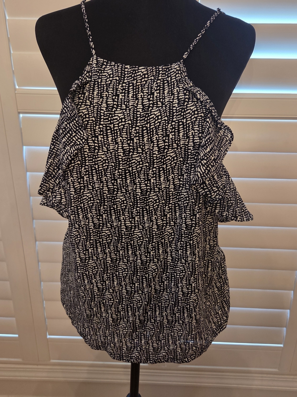 Forever 21 Black and White Printed Cami Halter Neck With Ruffles Size Small